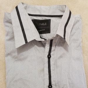 Long sleeve dress shirt